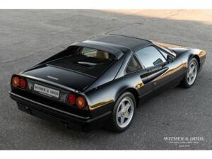 Afbeelding 8/32 van Ferrari 328 GTS (1989)