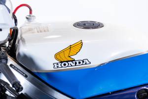 Bild 21/48 von Honda DUMMY (1988)