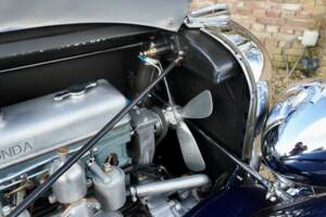 Image 18/50 of Lagonda LG 6 (1939)