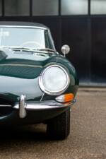 Image 9/48 de Jaguar Type E 4.2 (1965)