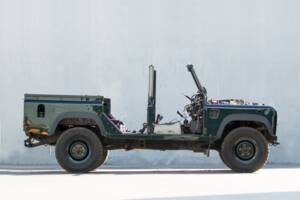 Bild 14/100 von Land Rover Defender 110 (2014)