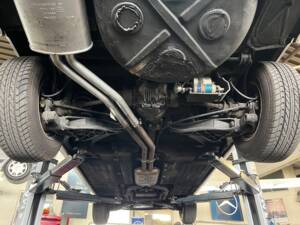 Bild 66/99 von Mercedes-Benz 500 SLC (1981)