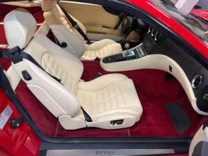 Afbeelding 24/42 van Ferrari 550 Maranello (1998)