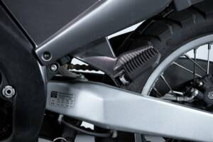 Immagine 18/50 di Aprilia DUMMY (2004)