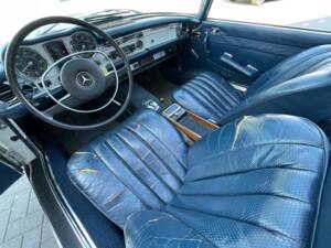 Imagen 10/33 de Mercedes-Benz 280 SL (1971)