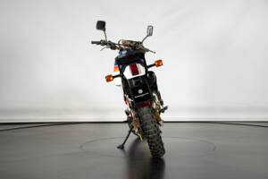 Image 3/50 of Honda DUMMY (1986)