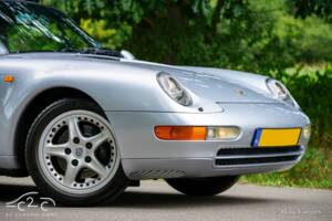 Image 33/63 of Porsche 911 Carrera (1996)