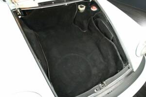 Image 27/30 of Porsche 911 Carrera 3.2 (1986)