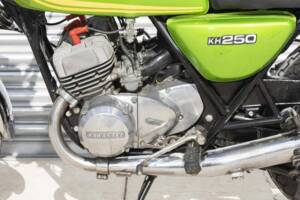 Image 31/37 of Kawasaki KH 250 (1977)