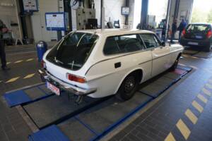 Image 5/33 of Volvo 1800 ES (1972)
