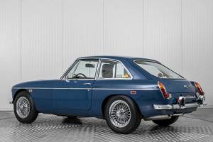 Bild 6/50 von MG MGC GT (1969)