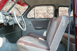 Immagine 28/50 di Volvo PV 444 (1955)