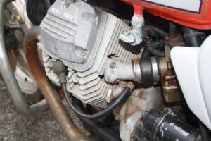 Image 39/50 de Moto Guzzi DUMMY (1984)