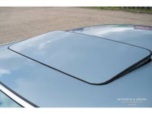 Image 23/36 of Mercedes-Benz 280 SE (1969)