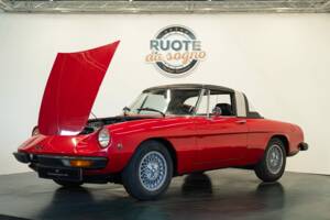Image 42/50 of Alfa Romeo 1600 Spider (1972)