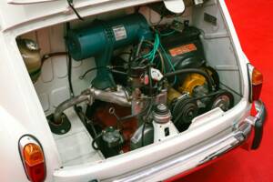 Image 27/32 of SEAT 600 D (1968)