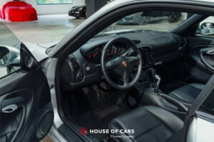 Image 14/24 of Porsche 911 Carrera (2004)