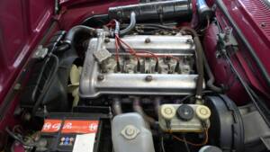 Bild 2/36 von Alfa Romeo 2000 GT Veloce (1975)