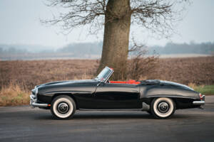 Imagen 7/23 de Mercedes-Benz 190 SL (1963)