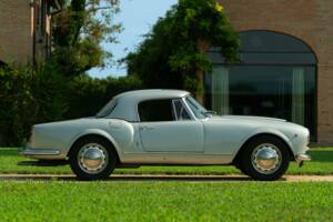 Imagen 10/50 de Lancia Aurelia B24 Convertible (1958)