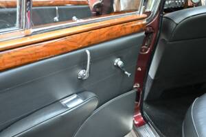 Bild 39/48 von Jaguar Mk II 3.4 (1963)