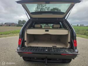 Bild 15/46 von BMW X5 3.0i (2003)