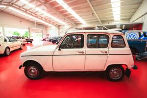 Bild 5/14 von Renault R 4 GTL (1985)