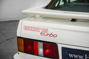 Immagine 35/50 di Ford Escort turbo RS (1990)