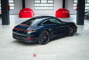 Image 7/50 of Porsche 911 Carrera 4S &quot;Belgian Legend Edition&quot; (2020)