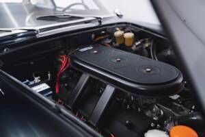 Image 62/100 of Ferrari 330 GT 2+2 (1965)