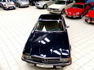 Immagine 3/52 di Mercedes-Benz 500 SL (1986)