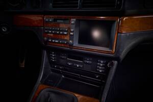 Image 50/99 of BMW M5 (2000)