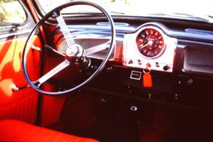 Bild 10/15 von Morris Minor 1000 (1970)