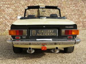 Image 44/50 of Triumph TR 6 (1971)