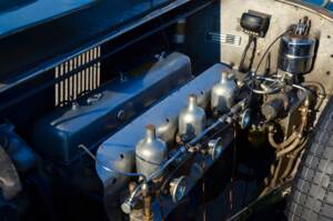 Image 18/24 of Alvis Speed 25 (1937)
