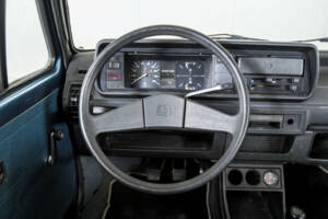 Immagine 4/50 di Volkswagen Golf I Diesel 1.6 (1983)
