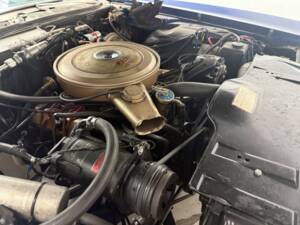 Image 23/23 of Oldsmobile Ninety-Eight (1968)