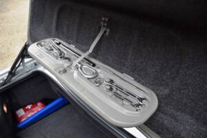 Image 40/46 of BMW 320i (1995)