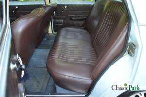 Image 10/50 de Alfa Romeo Giulia 1300 (1967)