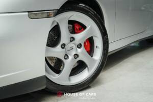 Bild 11/22 von Porsche 911 Carrera 4S (2002)
