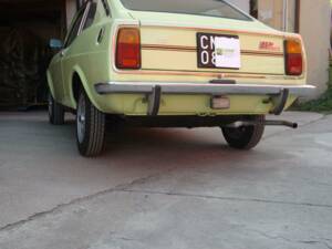 Image 13/50 of FIAT 128 Sport Coupe (1974)