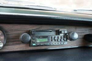Image 39/50 de Volvo 1800 E (1972)