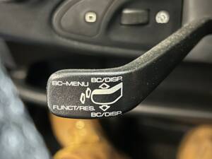 Image 16/63 of Porsche 928 GT (1989)