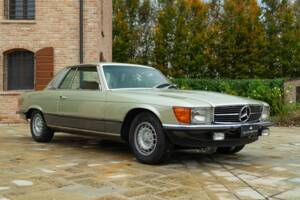 Image 2/50 of Mercedes-Benz 500 SLC (1984)
