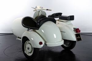 Image 2/35 of Piaggio DUMMY (1964)