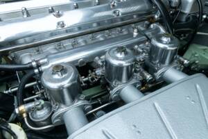 Afbeelding 27/50 van Jaguar E-Type 4.2 (1967)