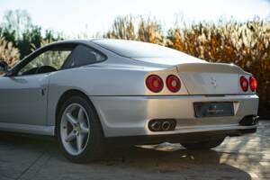Image 17/50 of Ferrari 550 Maranello (2001)