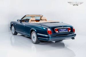 Image 4/19 de Rolls-Royce Corniche V (2000)