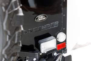 Bild 39/43 von Land Rover 90 (1989)