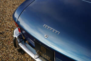 Immagine 38/50 di Ferrari 330 GT (1966)